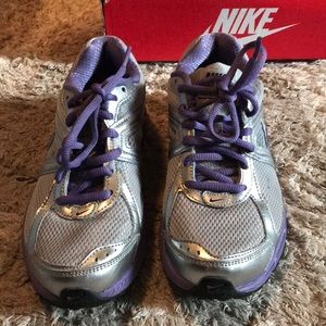 Brand new Nike Dart 9 Size women’s size 6.